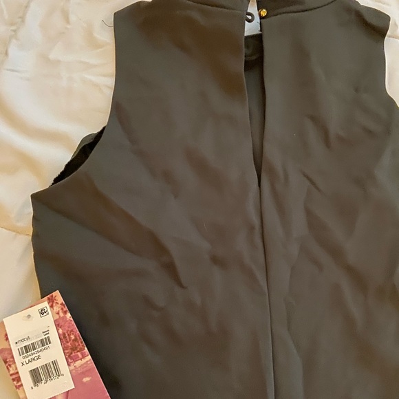 Emerald Sundae formal high neckline dress - Picture 7 of 8